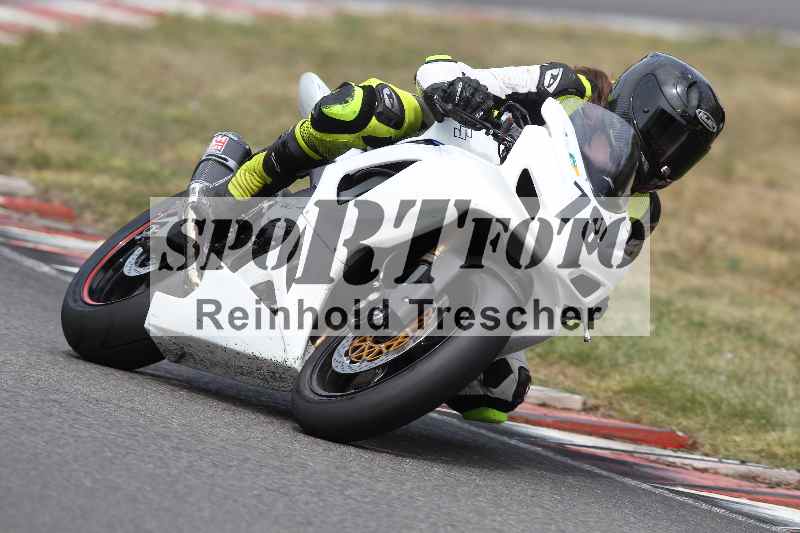 Archiv-2022/55 14.08.2022 Plüss Moto Sport ADR/Freies Fahren/78